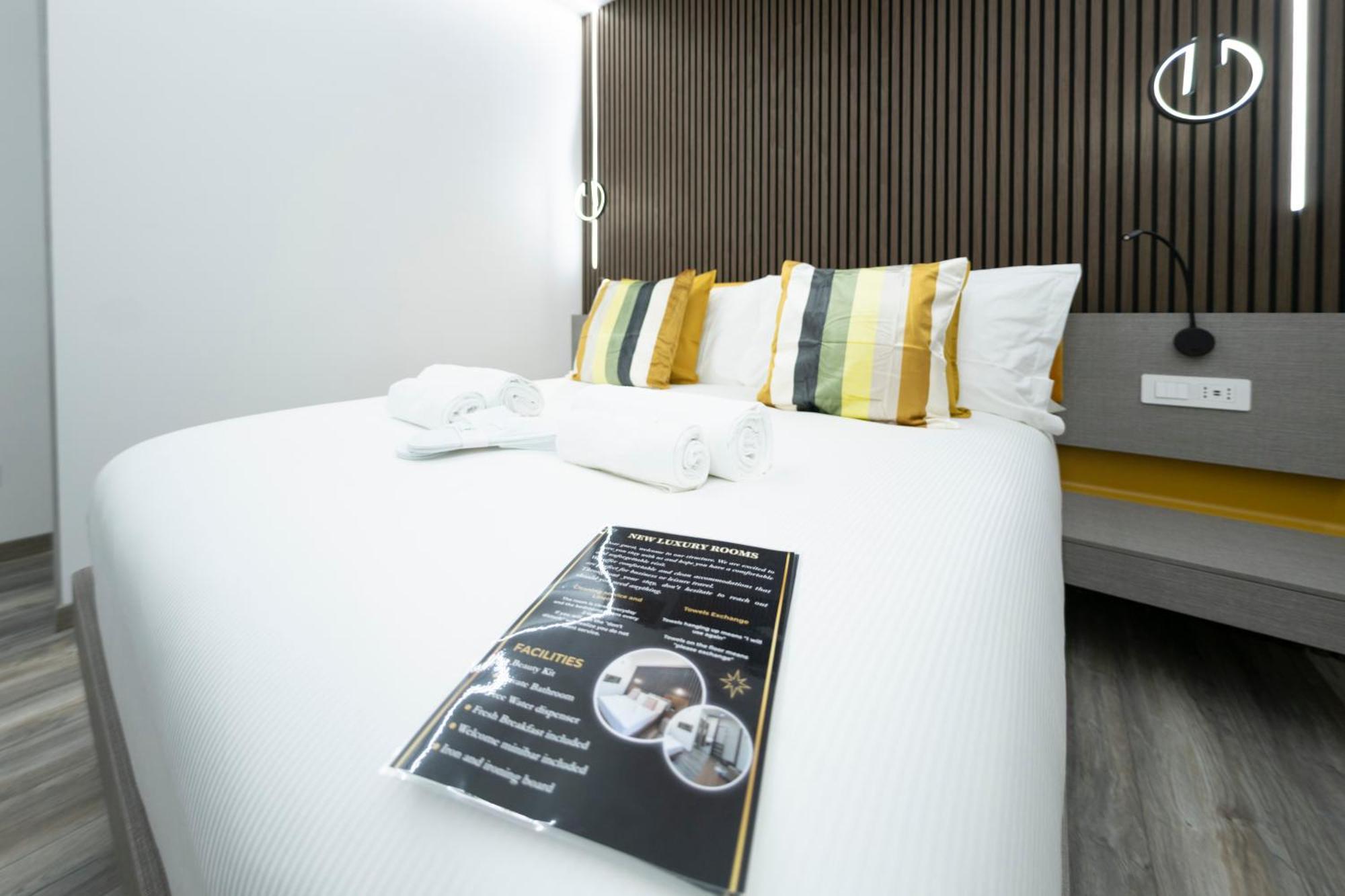 New Luxury Rooms Rome Buitenkant foto